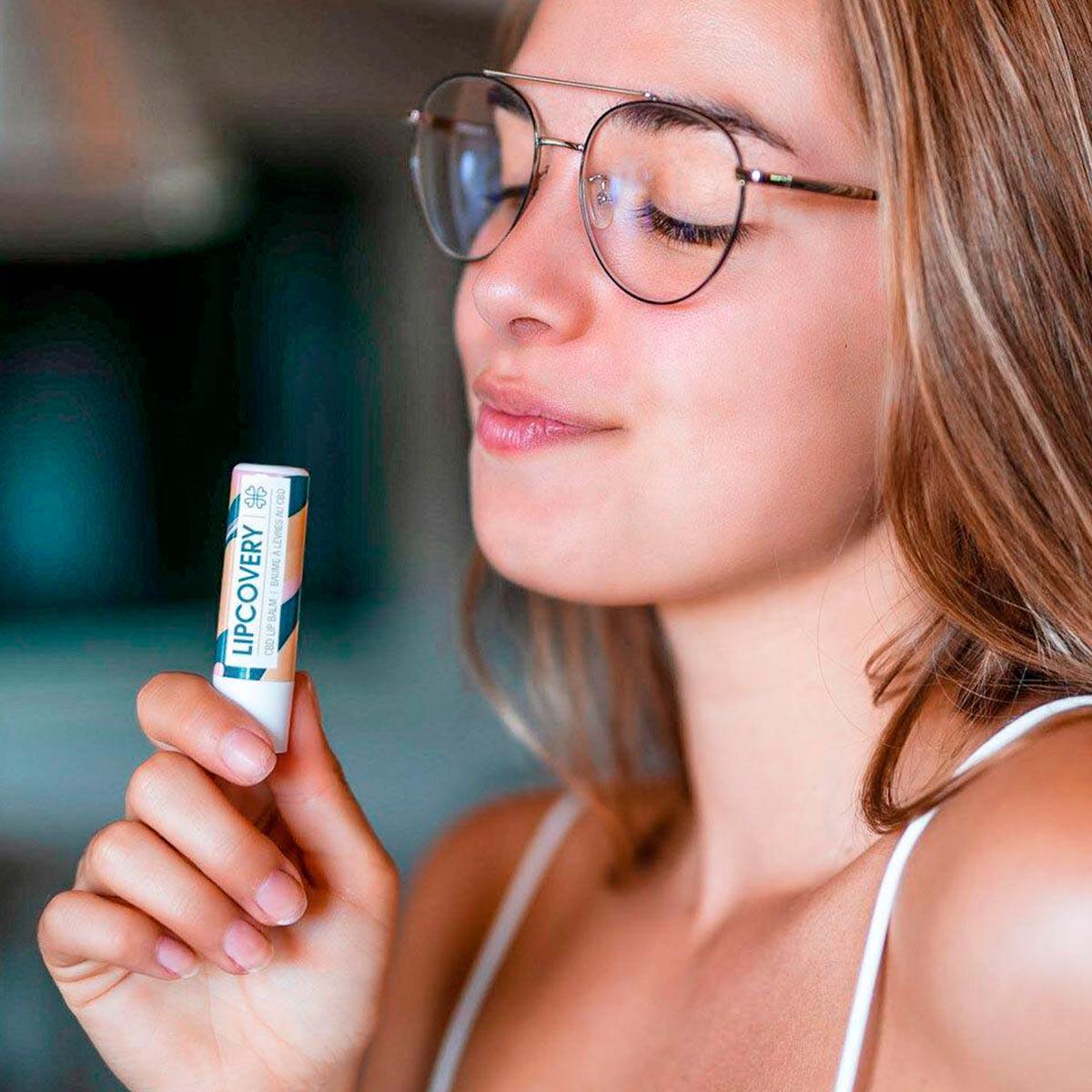 Bálsamo Labial con CBD - Tikafarma