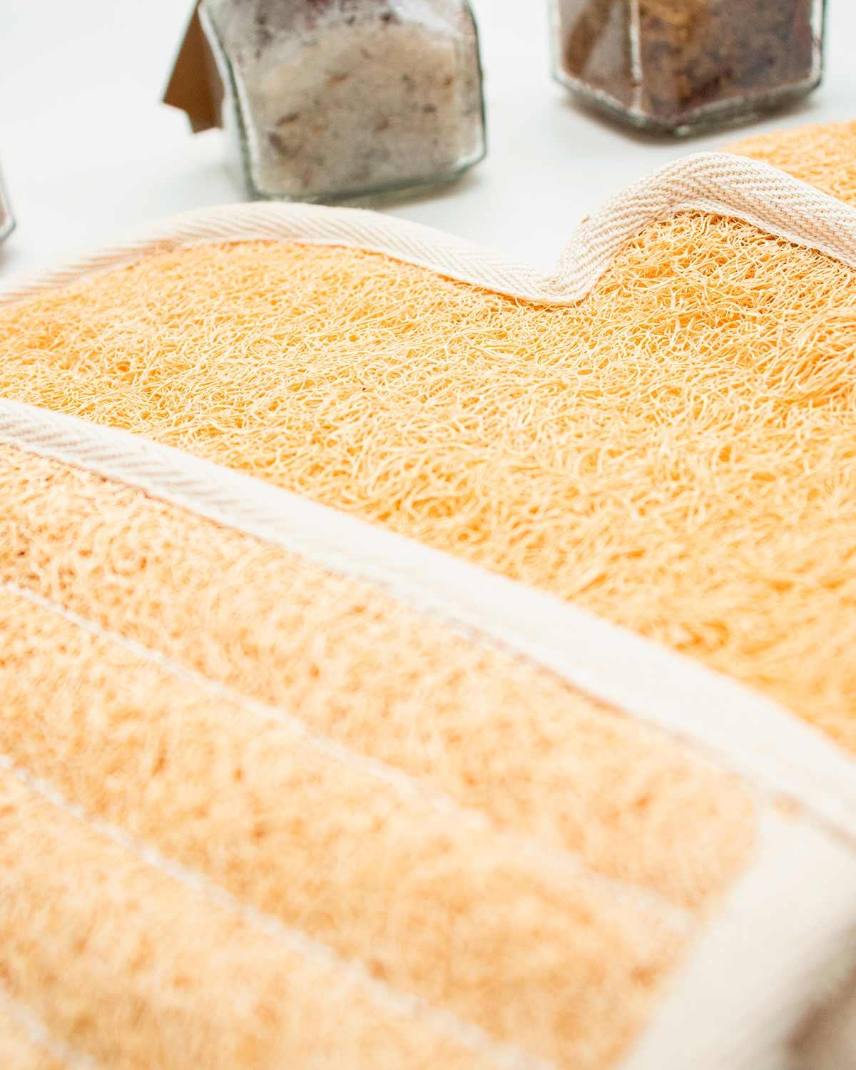 Guante Exfoliante de Lufa - Tikafarma